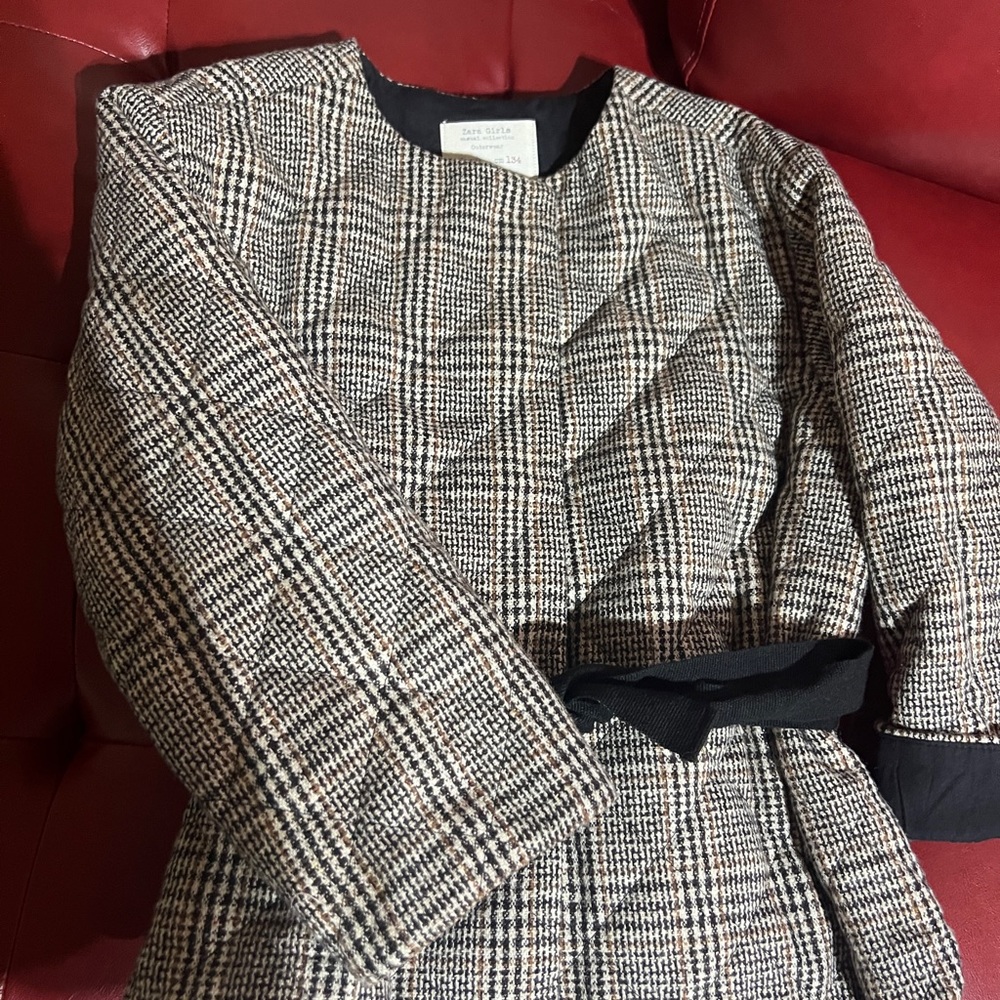 Zara - Picture 7 of 10